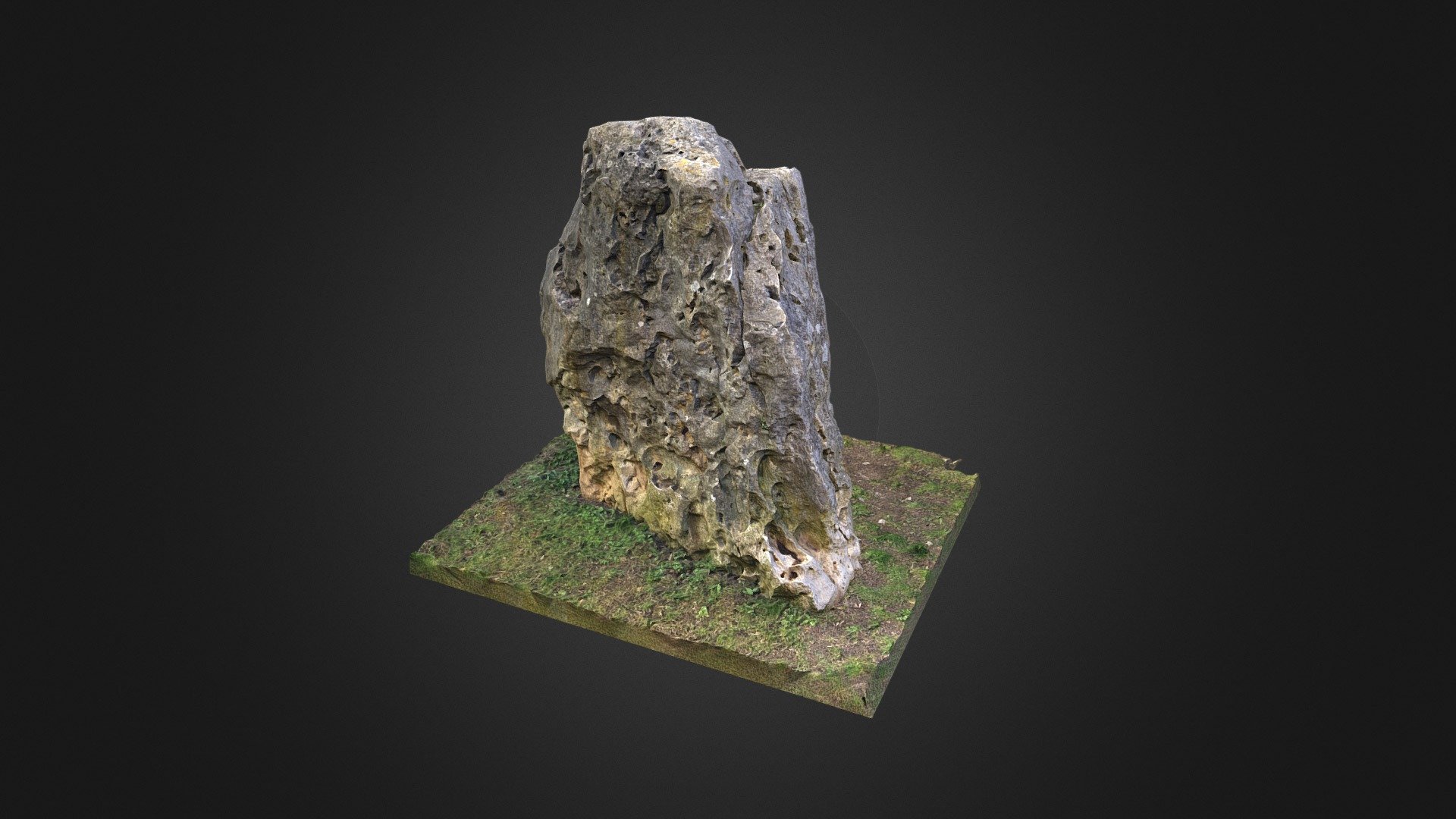 limestone rock / Kalksteinfelsen